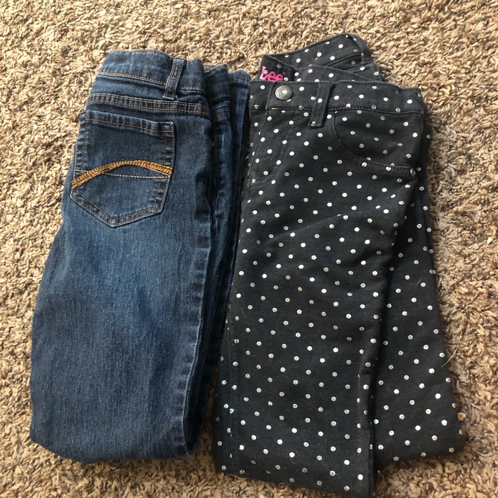 2 Pairs of jeans